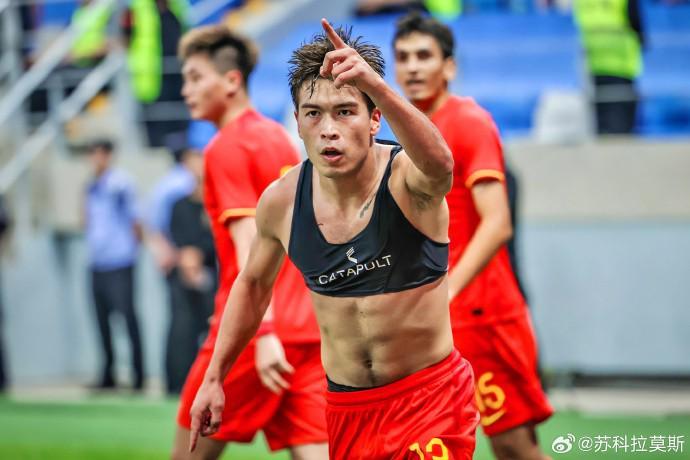 开云下载-博主:北京国安后卫乃比江租借加盟河南队