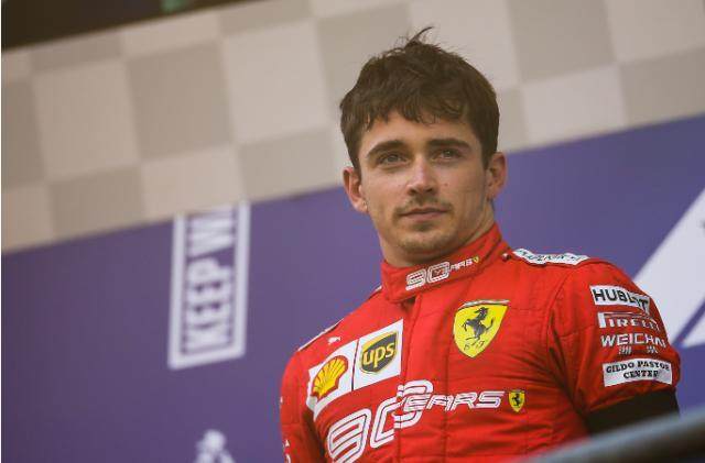 开云下载-勒克莱尔肩负法拉利复兴重任 23岁的他无犯错余地